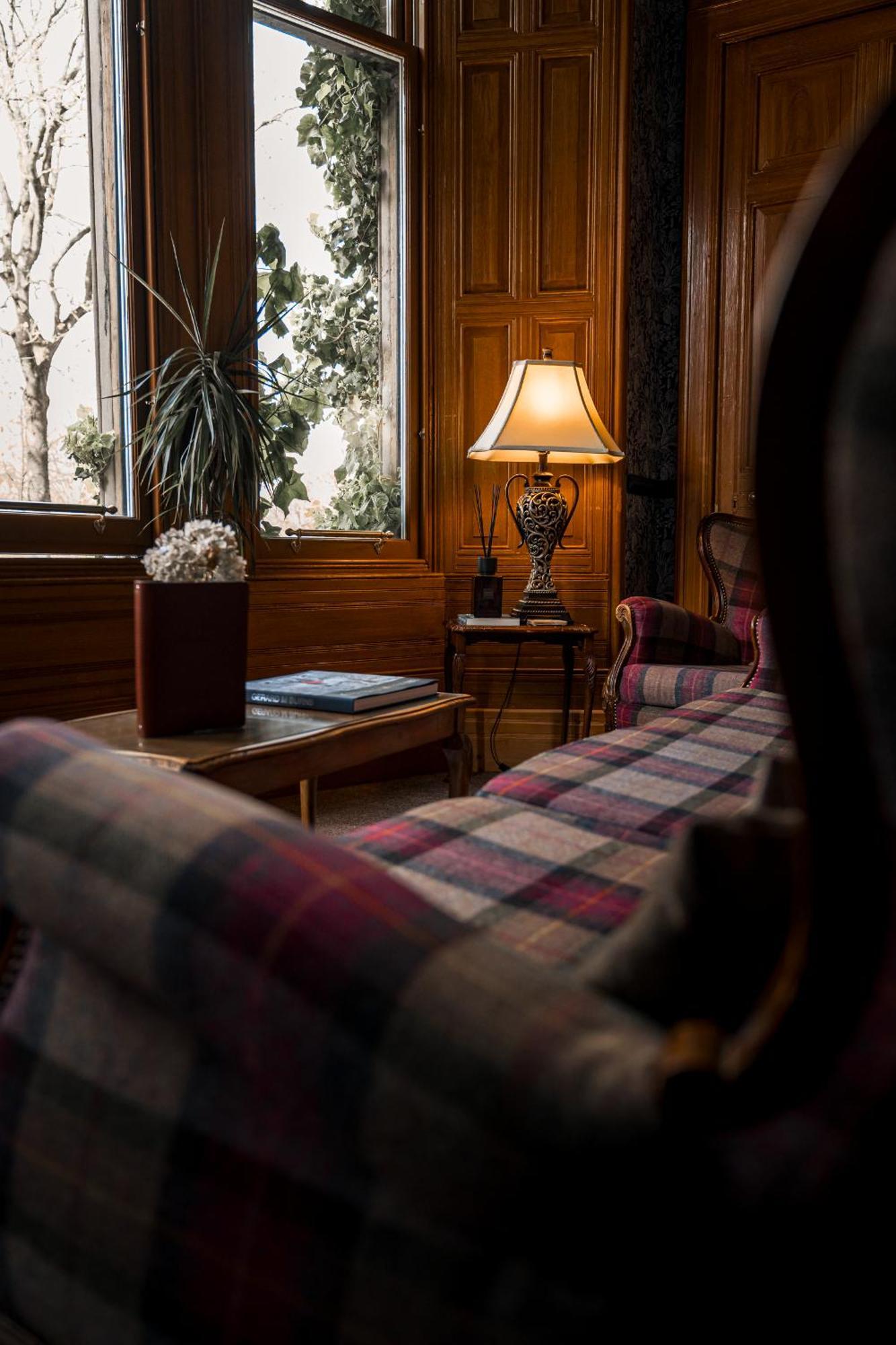 The Alamo Guest House Глазгоу Екстериор снимка